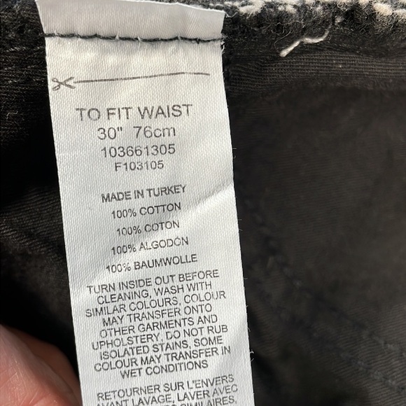 Reclaimed Vintage RV Ultra High Rise Mom Jeans Rigid Denim Faded Black Sz 30 - Picture 9 of 10